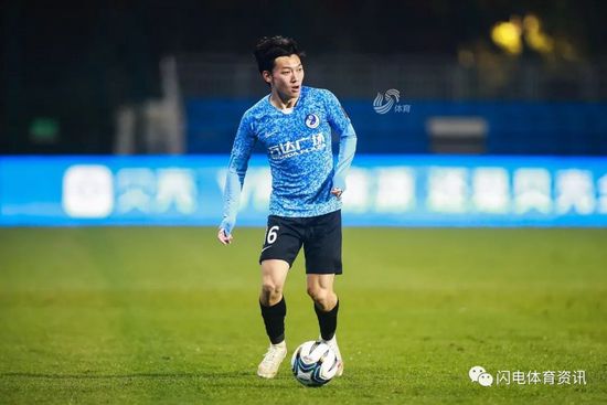 上半场补时2分钟，马竞1-0拉齐奥。